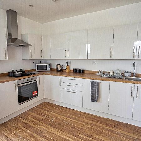 Gillingham One Apartment Exterior photo
