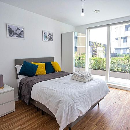 Gillingham One Apartment Exterior photo